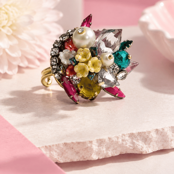 Pearl and flower jewelled ring